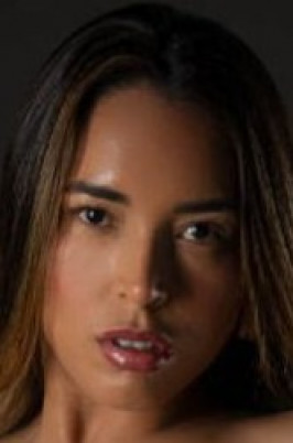 Mia Nins from 